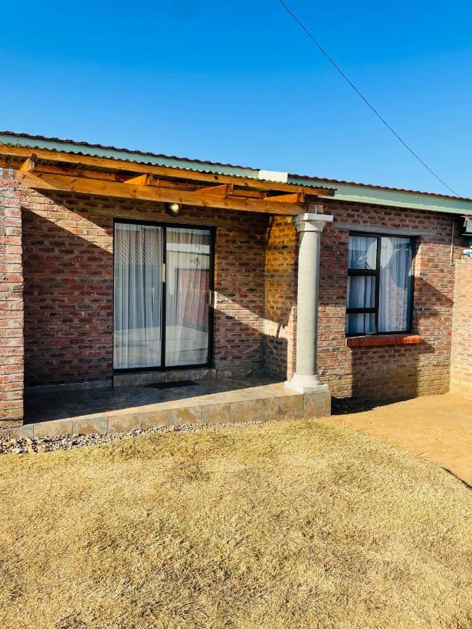 Moh Ville Guest House Maseru Exterior foto