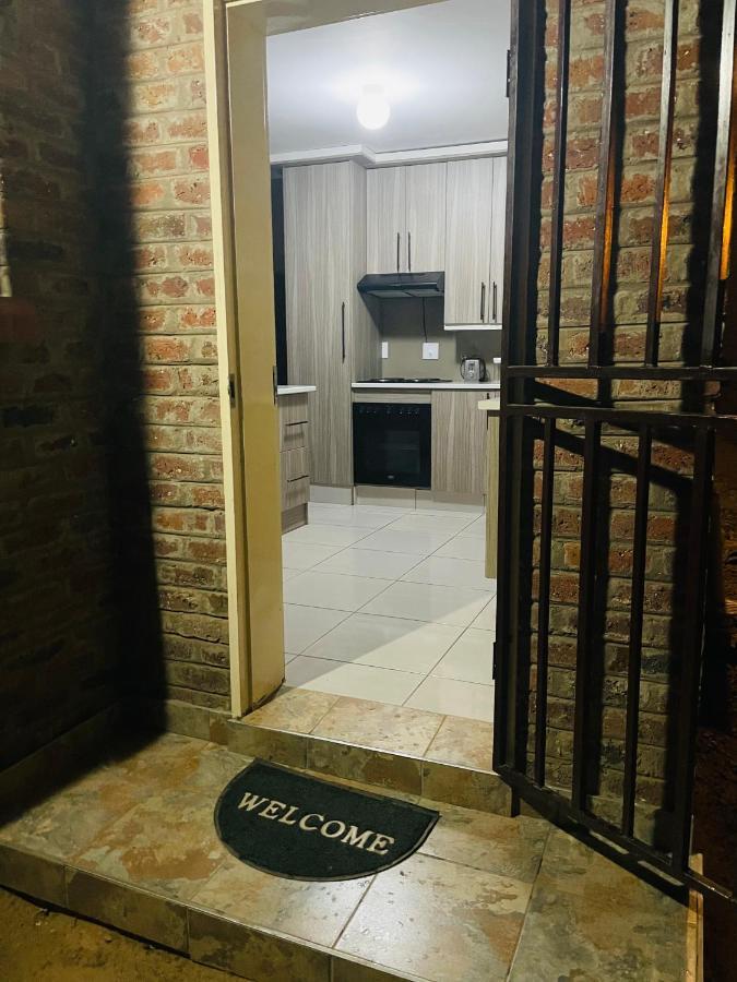 Moh Ville Guest House Maseru Exterior foto